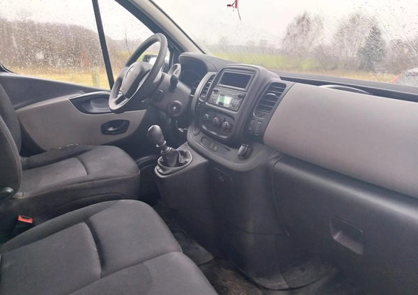 Renault Trafic cena 81500 przebieg: 130500, rok produkcji 2018 z Kołobrzeg małe 79